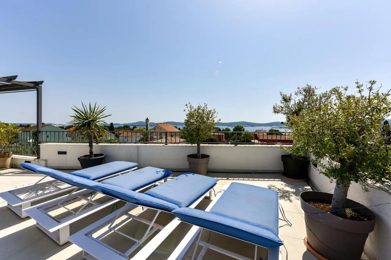 Villa Azzuro With Jacuzzi And Pool Sveti Filip i Jakov